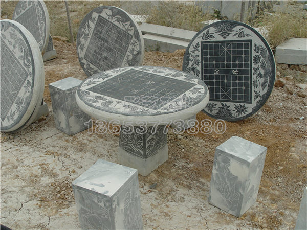 廣場(chǎng)青石石桌石凳廠家電話