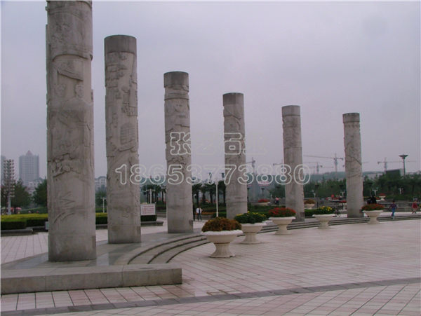 廣場文化柱 圖騰柱