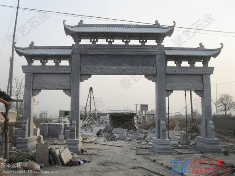 新農(nóng)村石牌坊