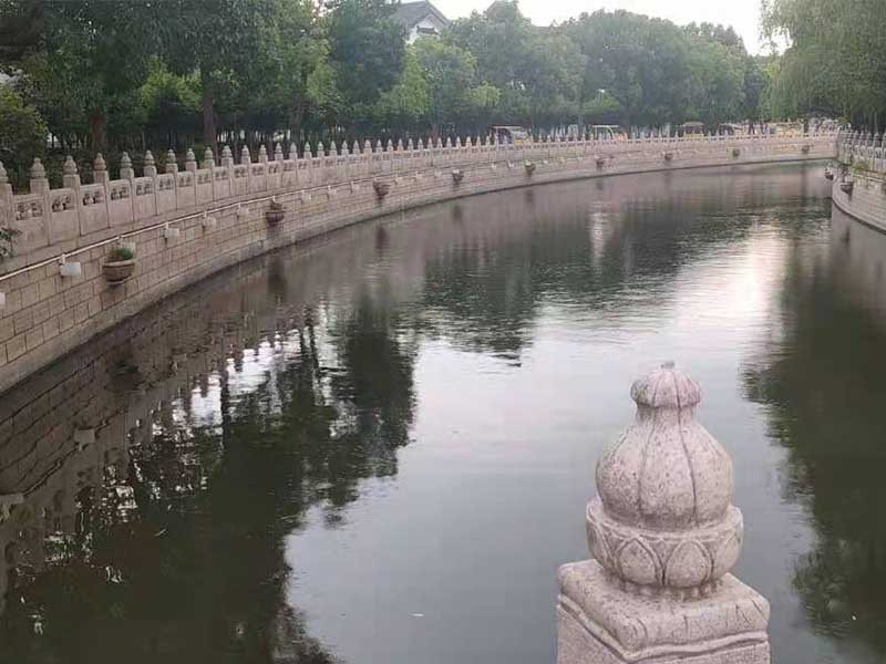 花崗巖石頭欄桿