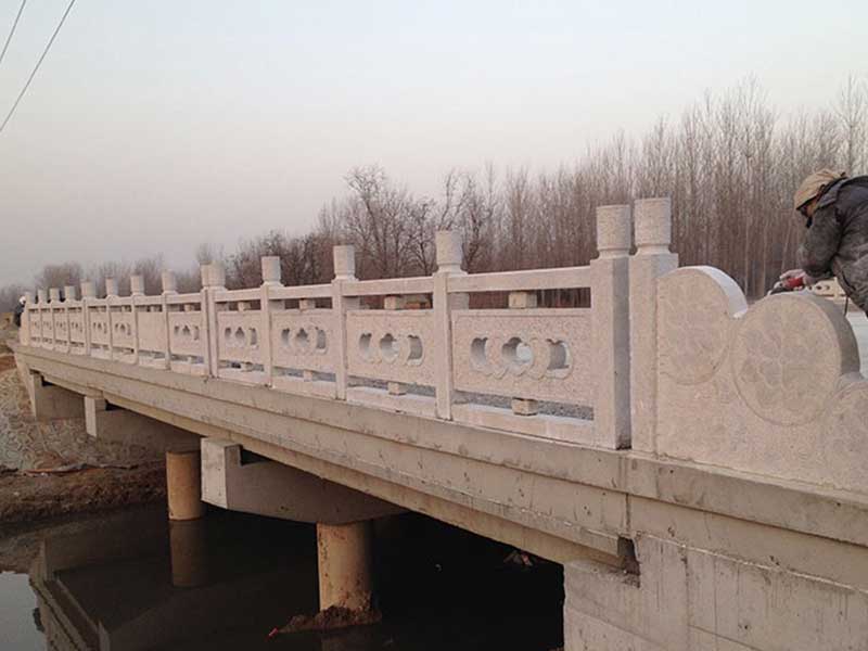 花崗巖石頭欄桿