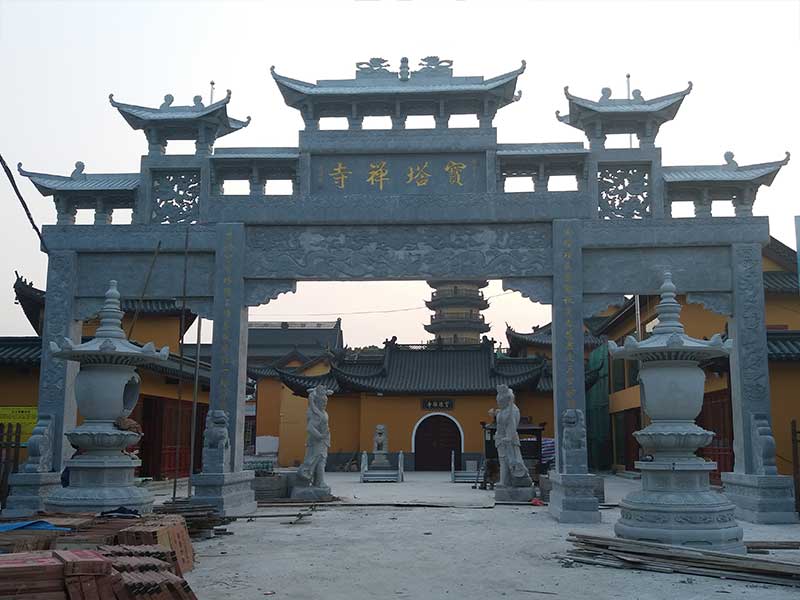 寺廟山門(mén)石牌坊